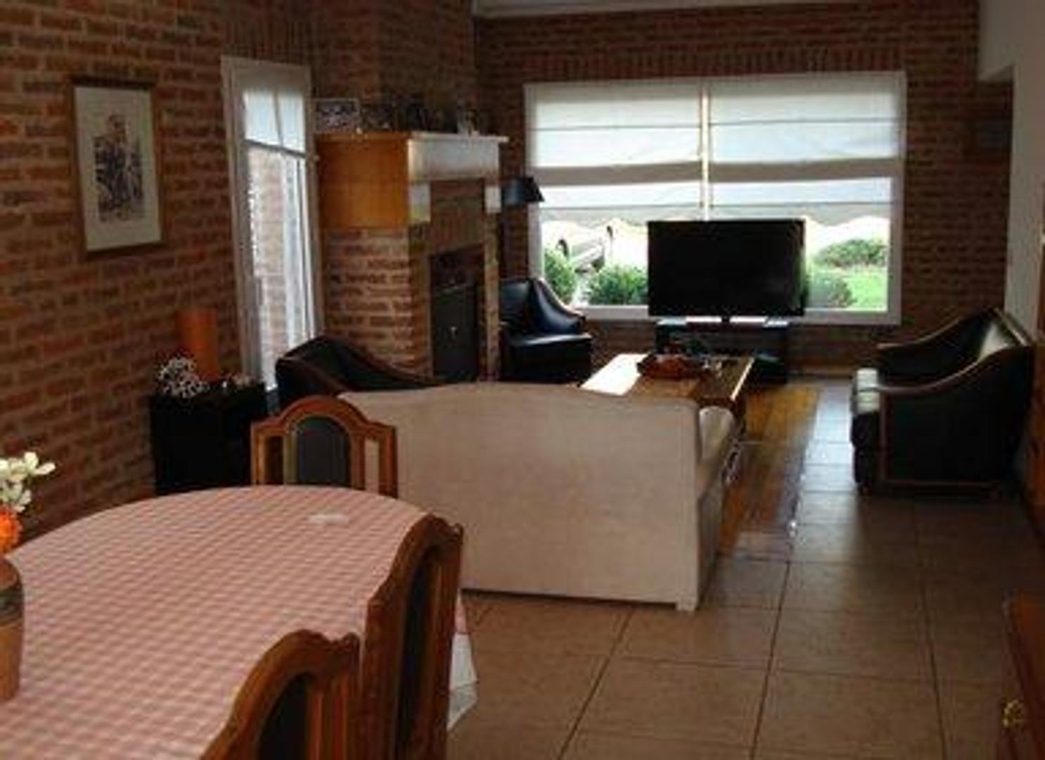 Casa en Venta en Country Club Banco Provincia, USD 280.000