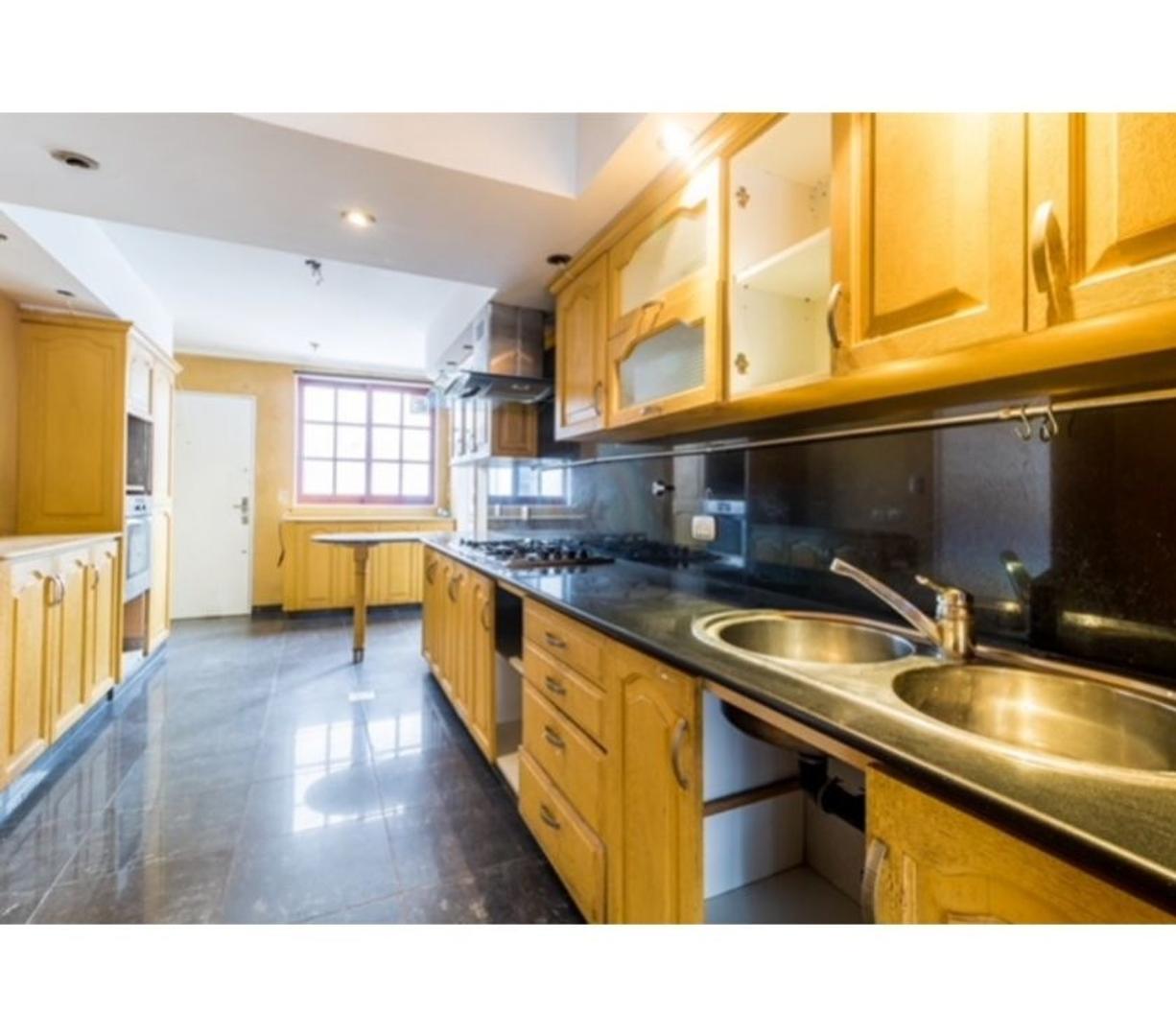 Soldado De La Independencia 1200 , Piso 4