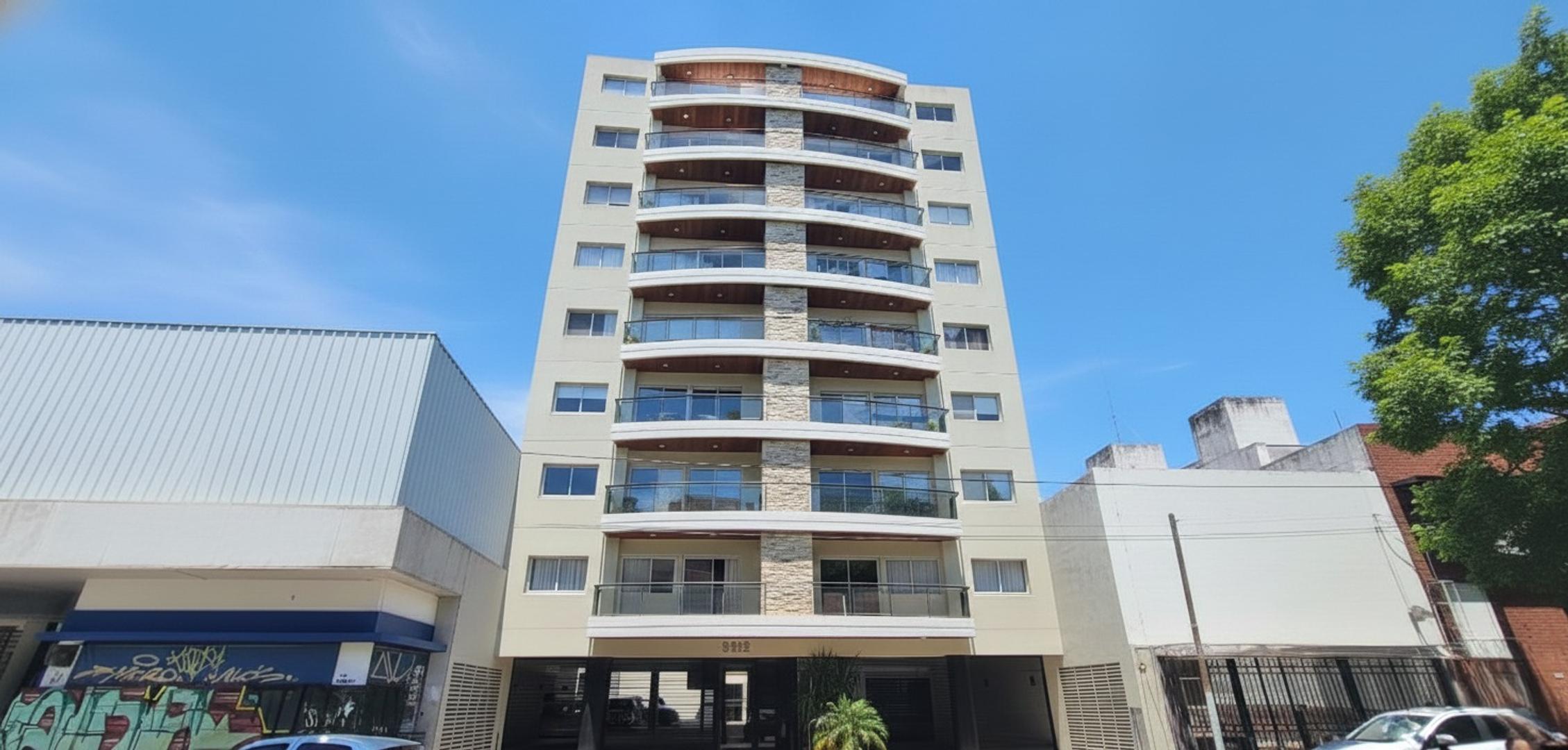 V. BALLESTER CTRO. DEPTO. 3 AMB. C/DOBLE BALCÓN Y LAVADERO