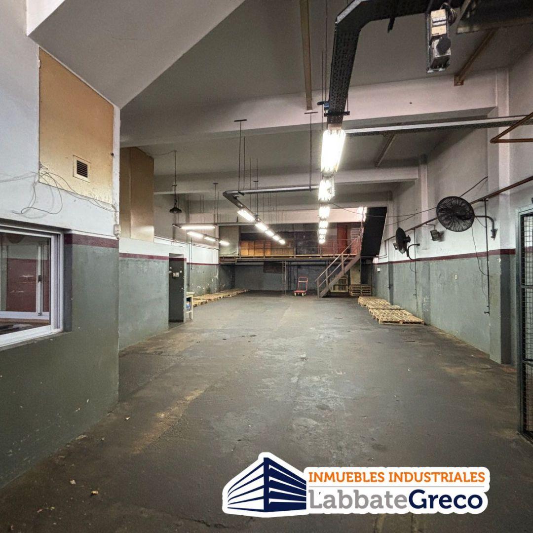 Galpon en Venta en Villa Libertad, USD 235.000