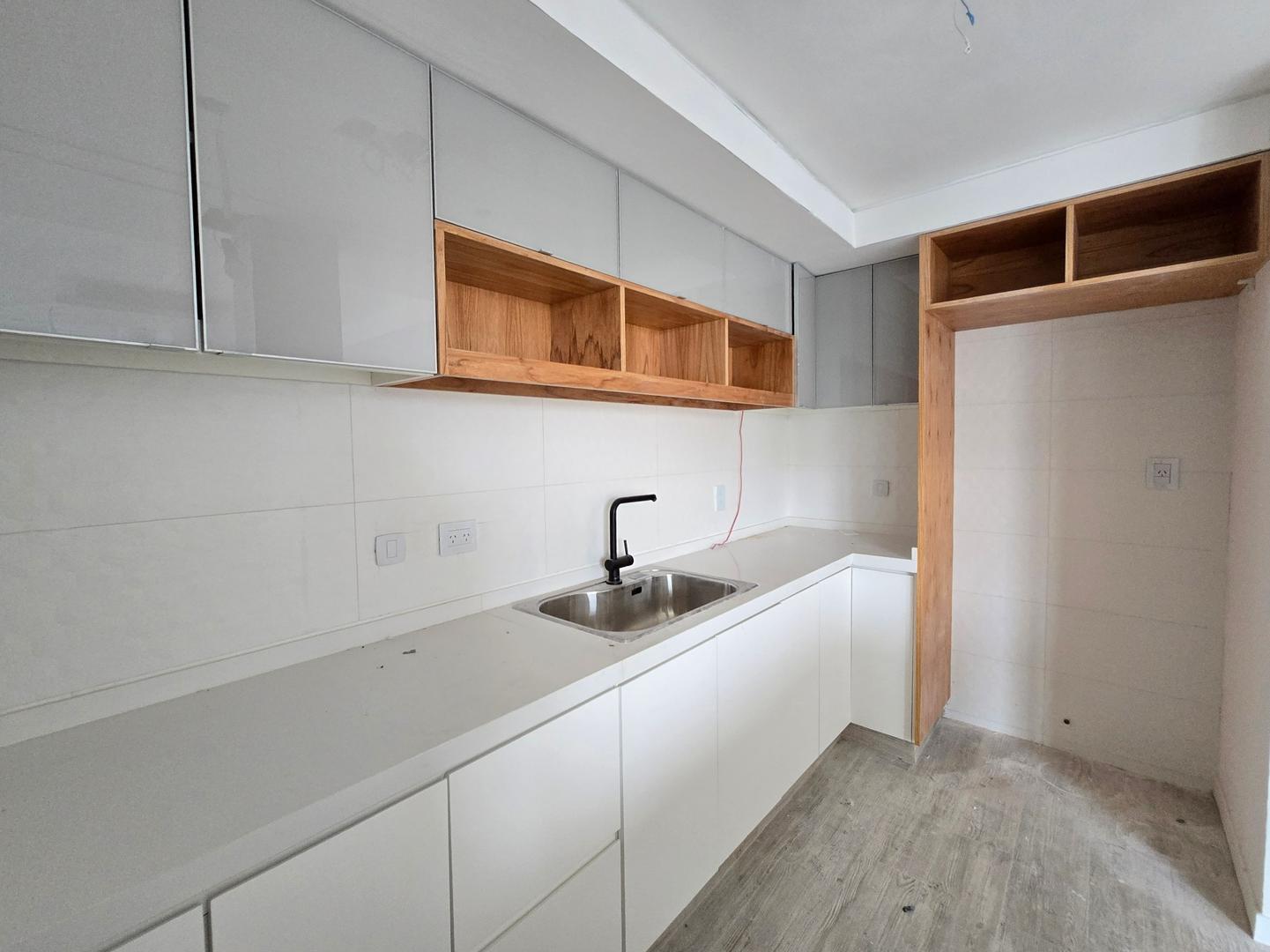 Departamento 4 ambientes de categoría en Ramos Mejía