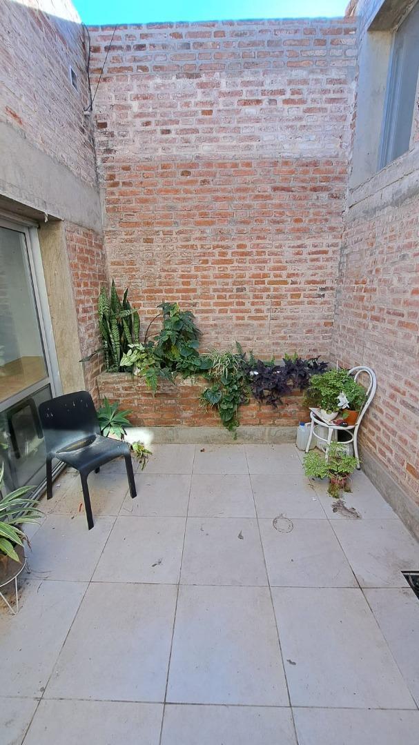 CASA EN GUADALUPE OESTE