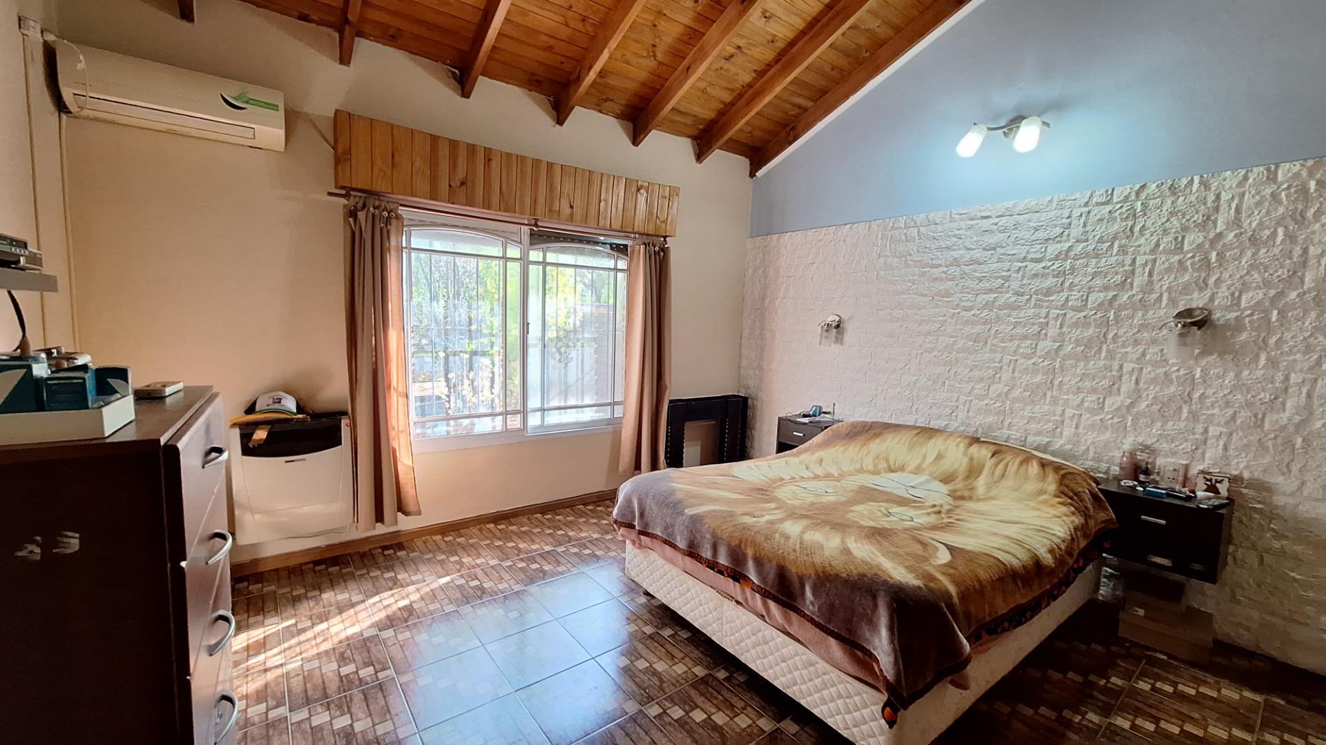 Casa en Venta en Los Pioneros, USD 120.000