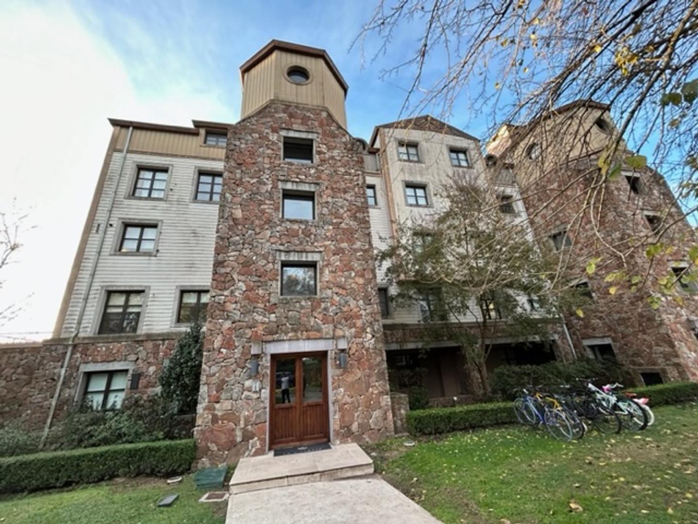 Venta Departamento 2 dormitorios La Reserva Cardales con cochera 100