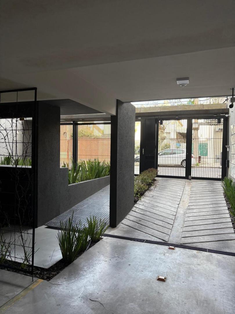 Esmeralda 400 , Piso 4