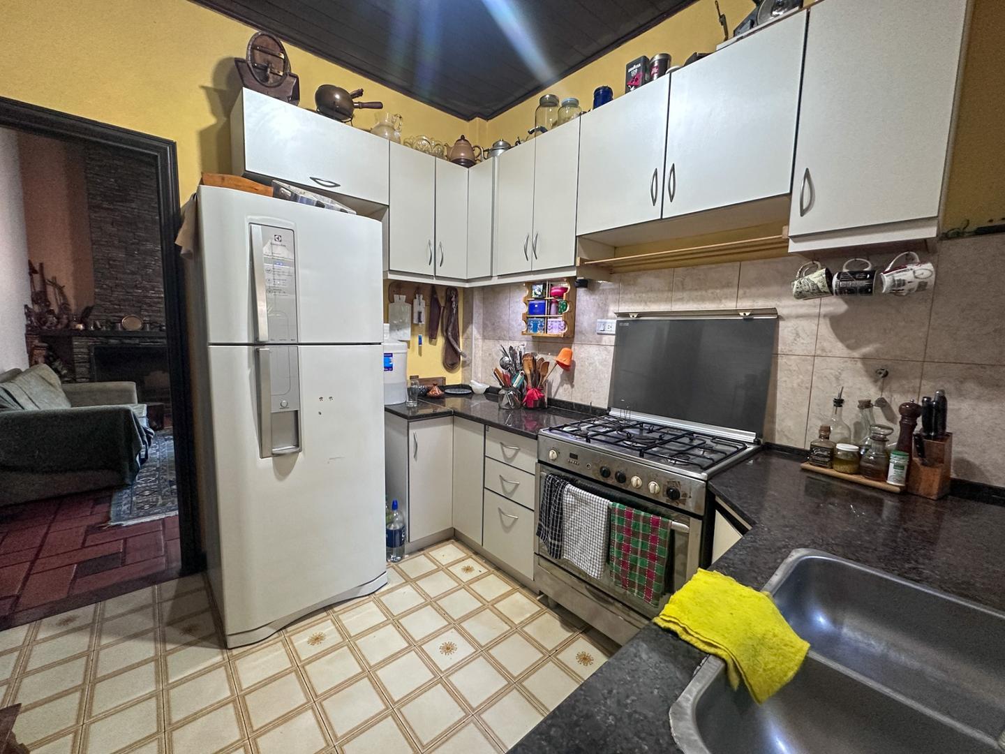 Casa 3 ambientes con 1 baño