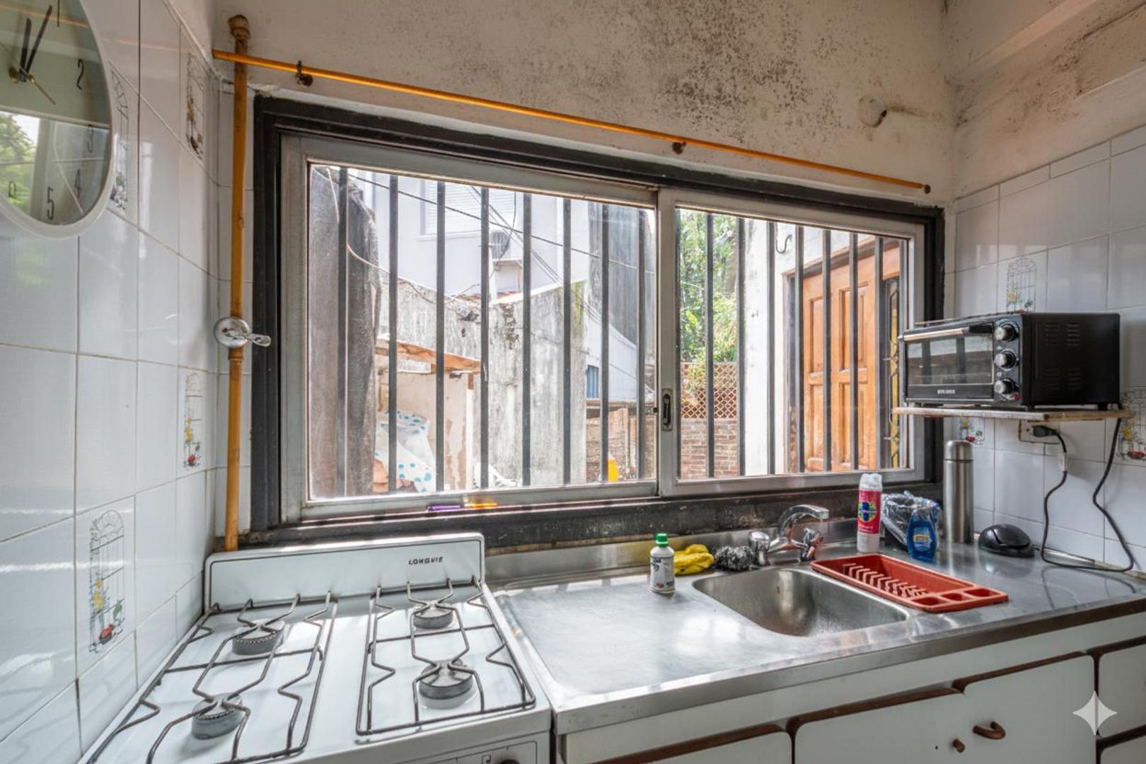 Depto Tipo Casa 2 ambientes con 1 baño