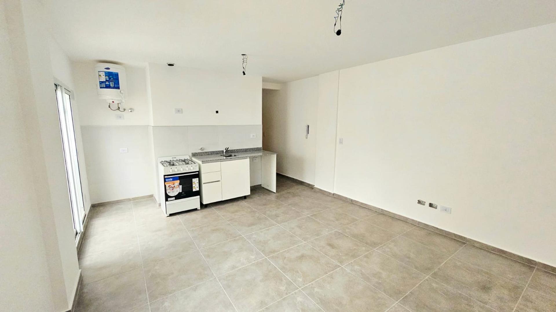 Varela, Florencio 2600, Piso 1