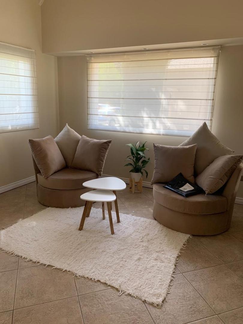 Casa 4 ambientes con 4 baños