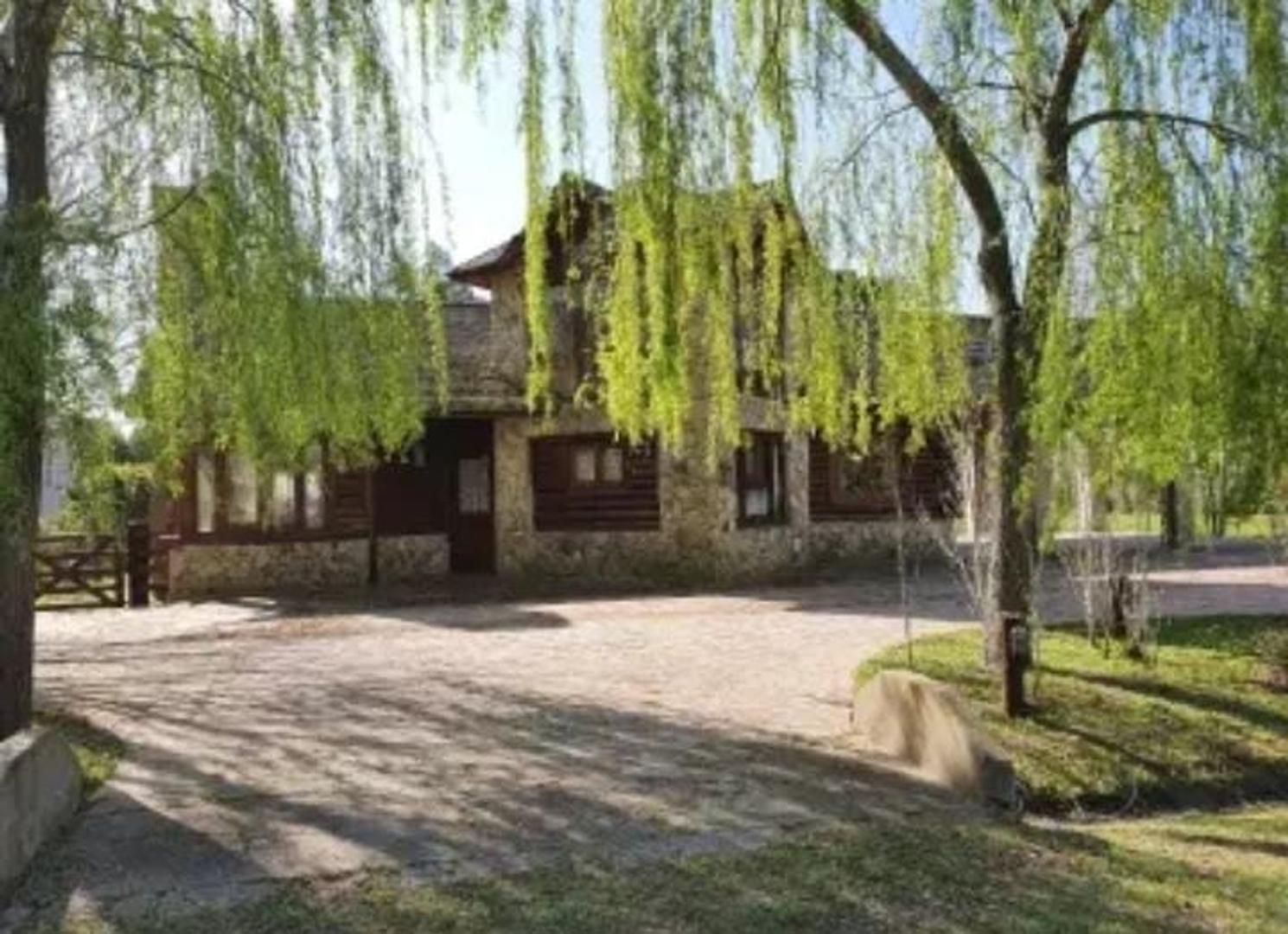 Venta de CASA cuatro dormitorios, La Plata, Haras del Sur 1