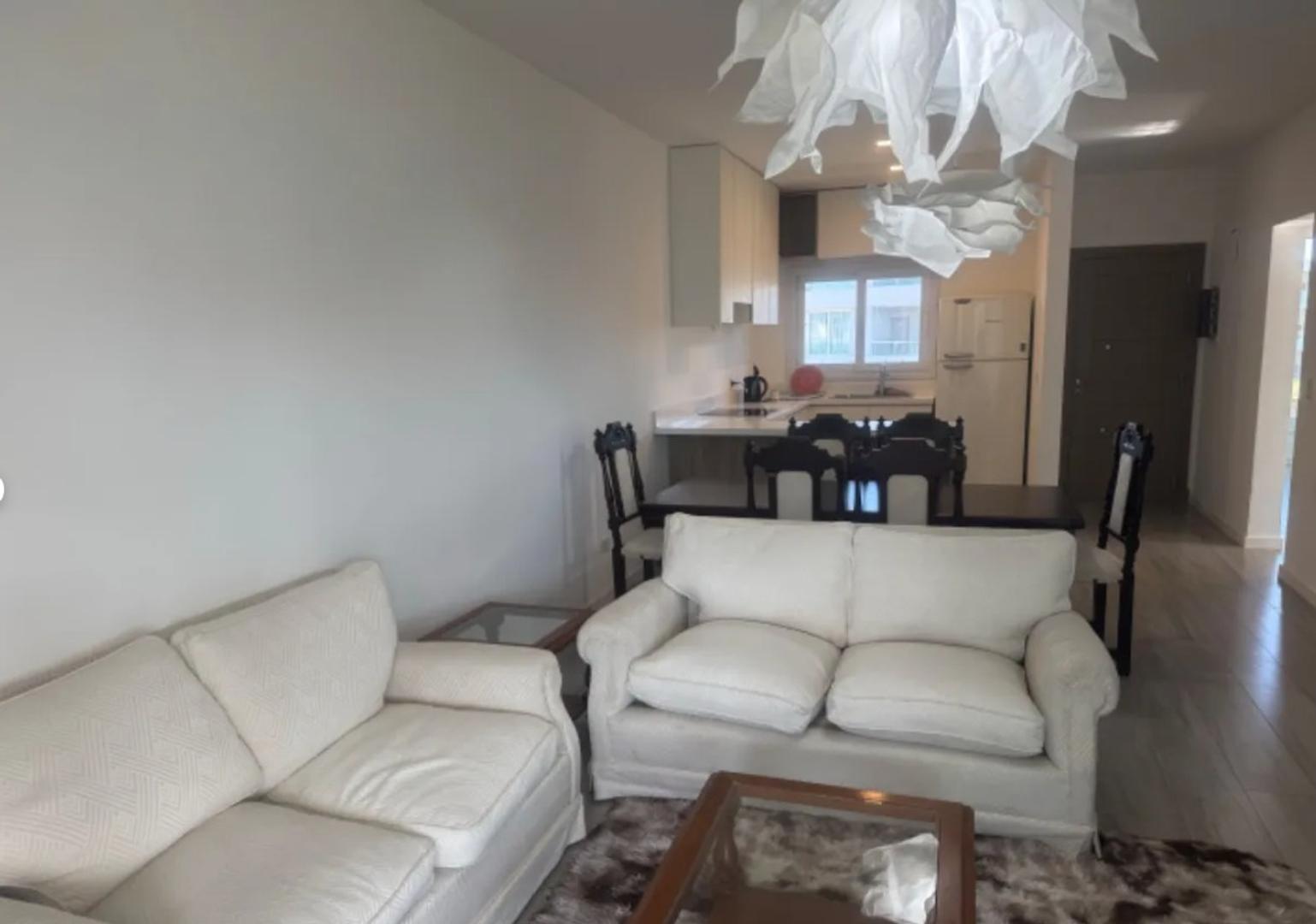 Departamento en Alquiler Temporal con 1 cocheras