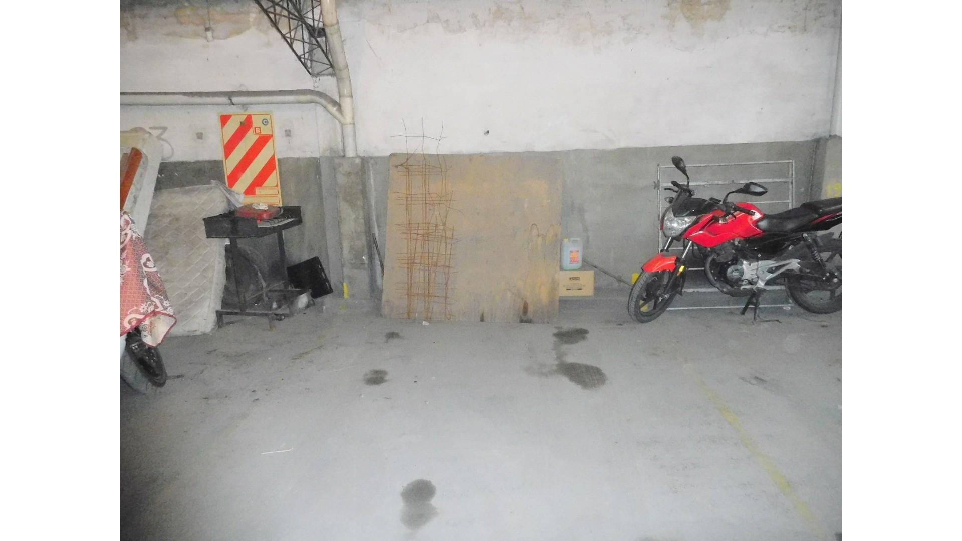 Martin  Rodriguez 900 , Piso 1