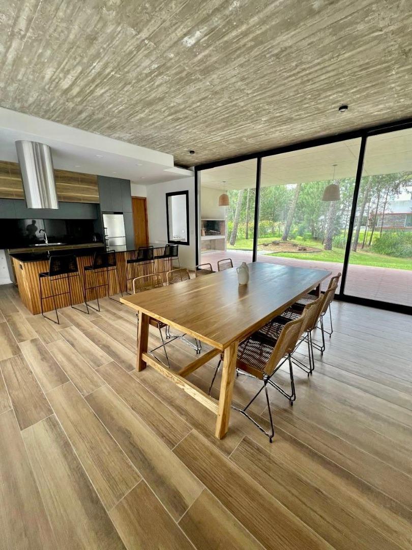 Boulevard De Los Alamos