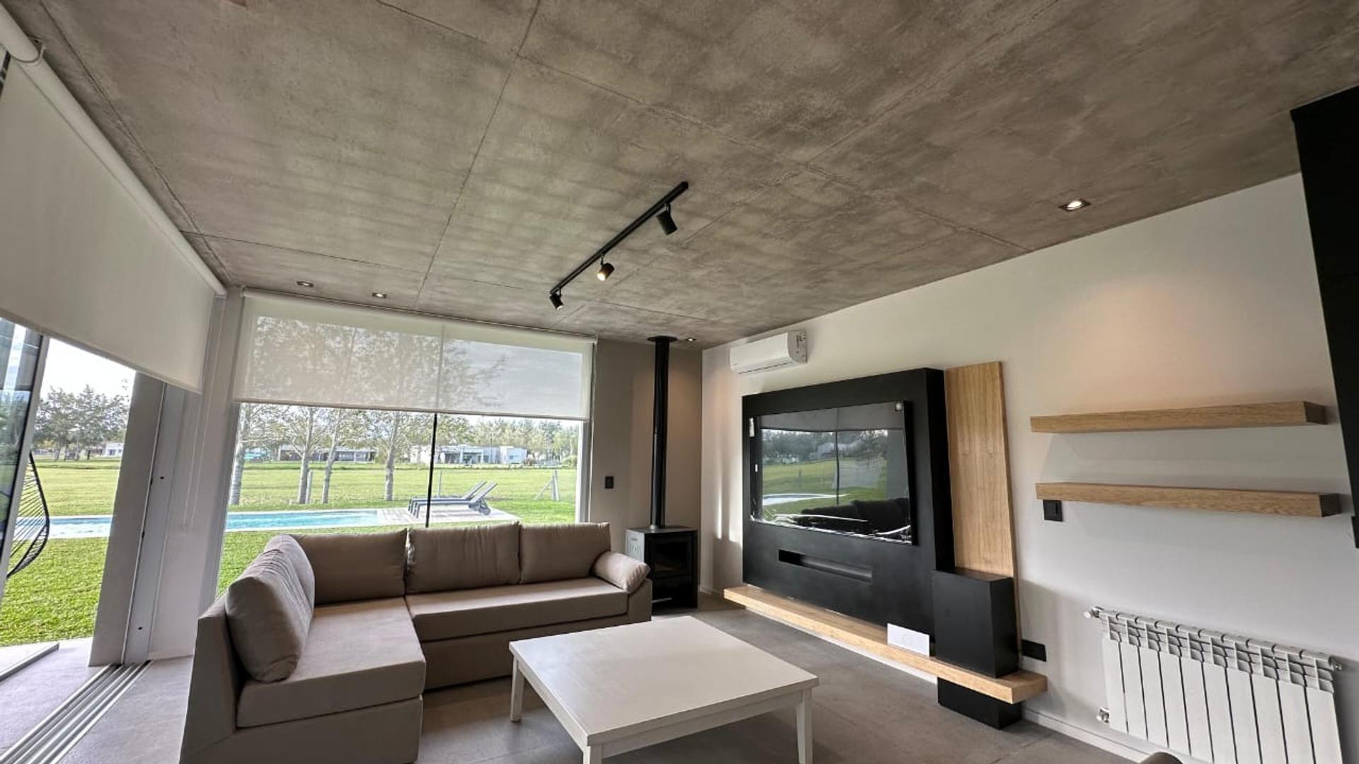 Moderna Casa a Estrenar en Haras del Sur – Diseño Minimalist