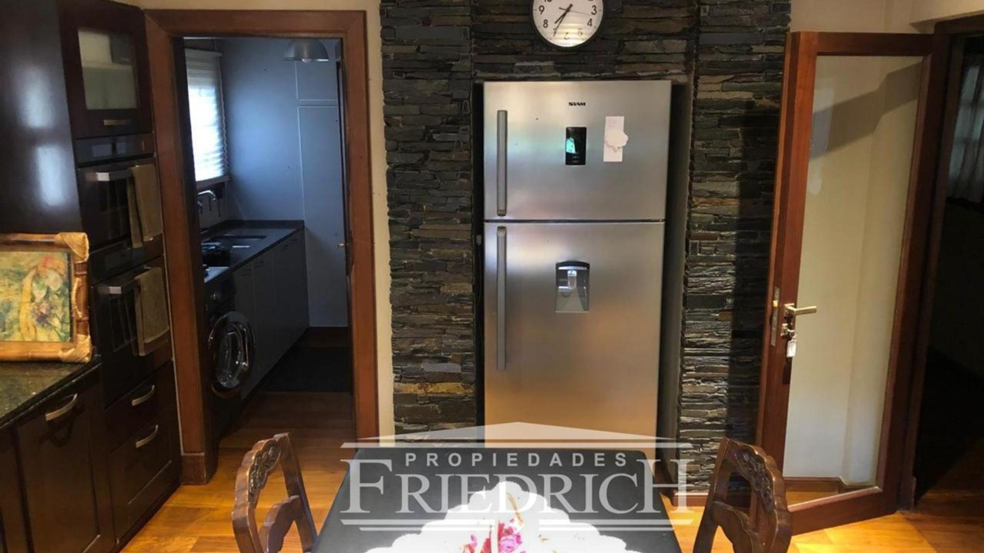 Casa en Alquiler en Francisco Alvarez, USD 2.500