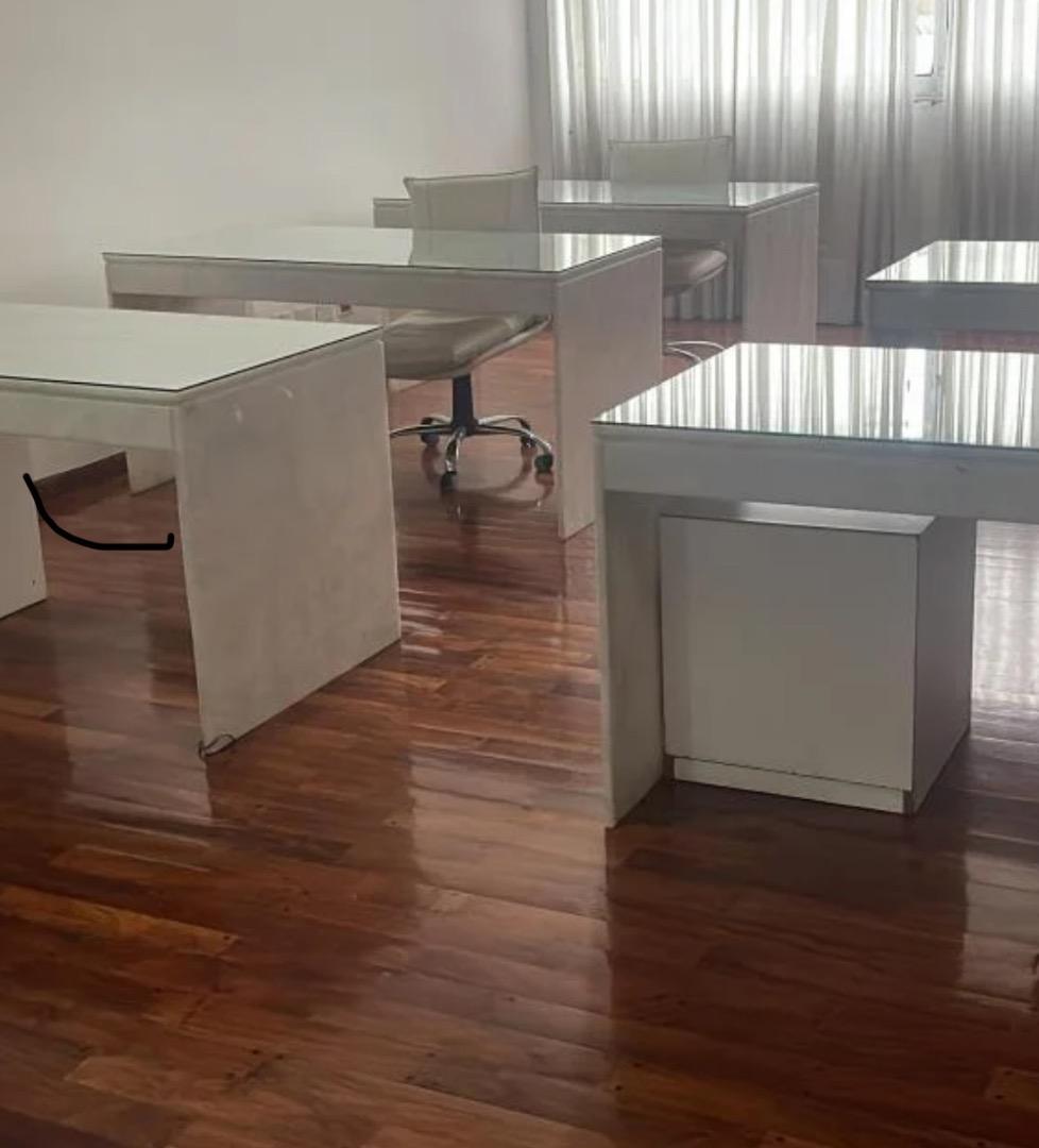 Oficina en Palermo con sala de reuniones amoblado