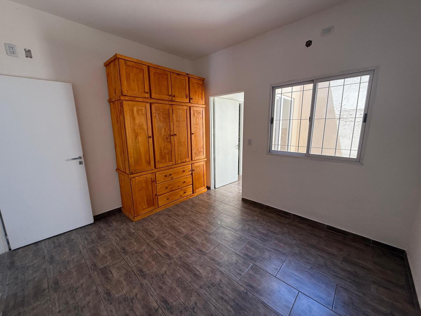 Depto Tipo Casa 2 ambientes con 1 baño