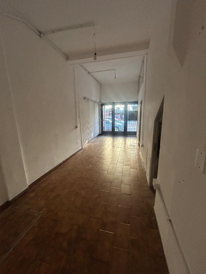 Local en Alquiler en Hurlingham, $ 700.000