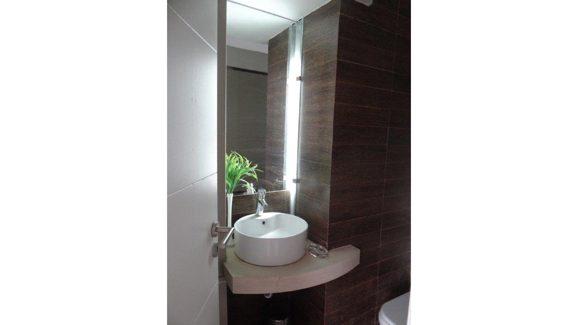 Departamento 3 ambientes con 3 baños