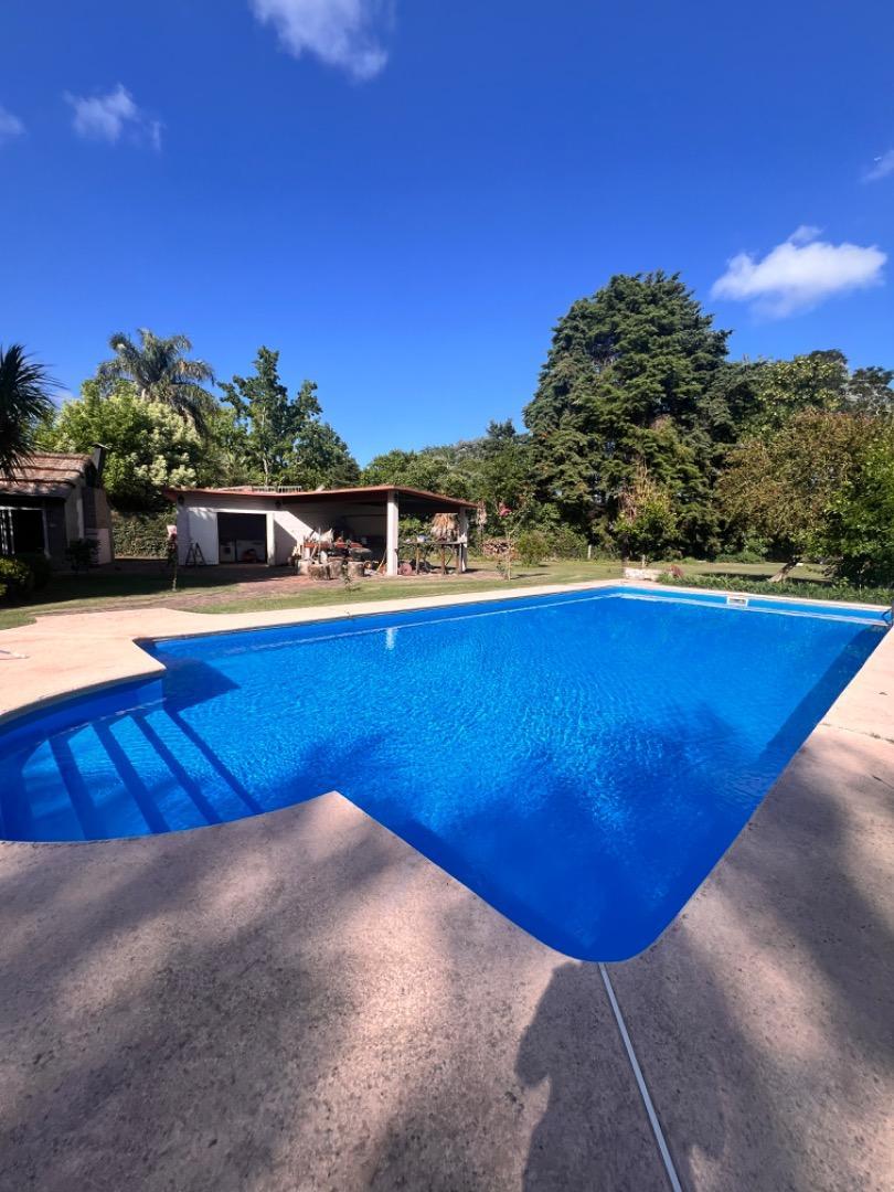 Casa en Venta con 4 cocheras