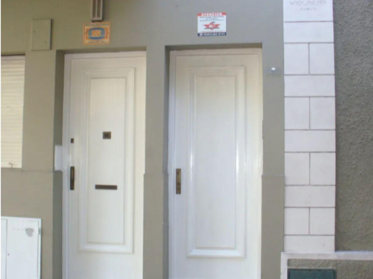 Oficina 4 ambientes con 1 baño