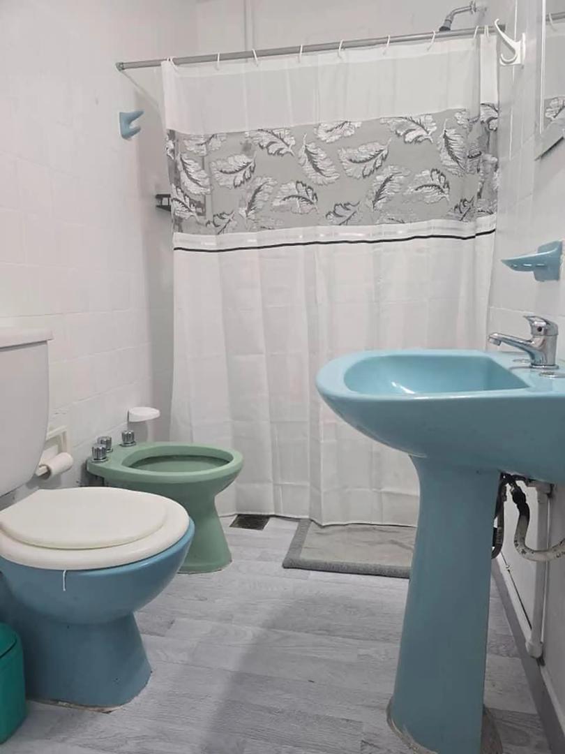 Depto Tipo Casa 2 ambientes con 1 baño