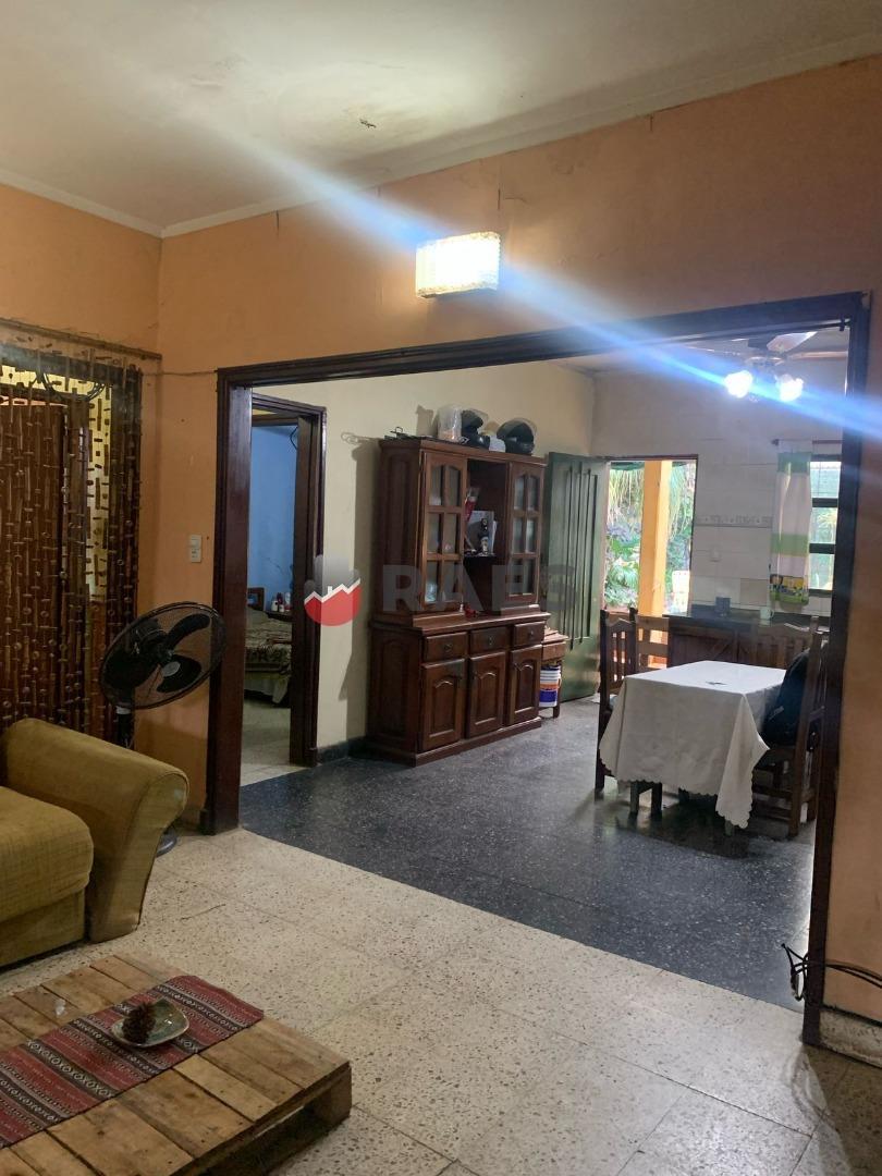 Casa 4 ambientes con 1 baño