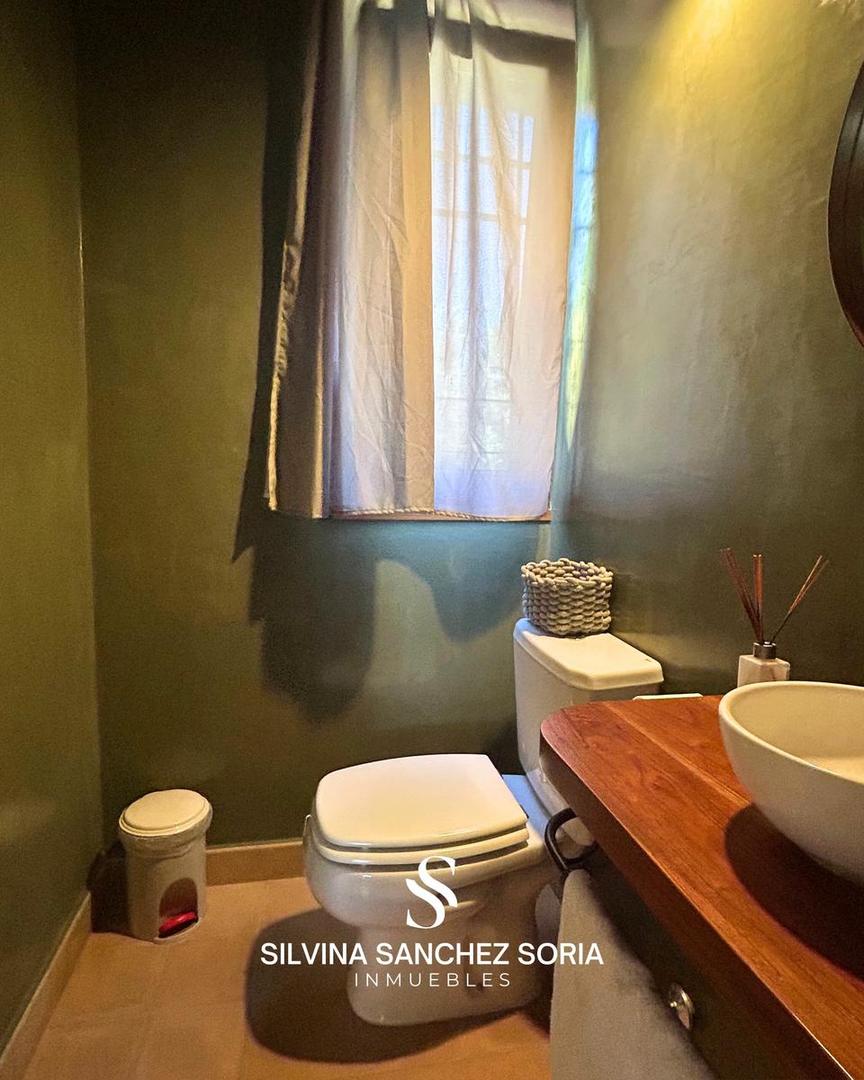 CHACRA 7 AMBIENTES EN VENTA HARAS EL MALACATE, EXALTACIÓN  DE LA CRUZ