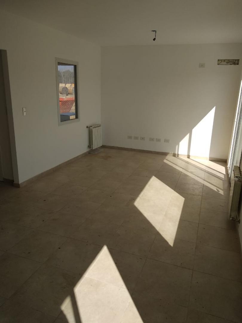 CASA DE 3 AMBIENTES A ESTRENAR