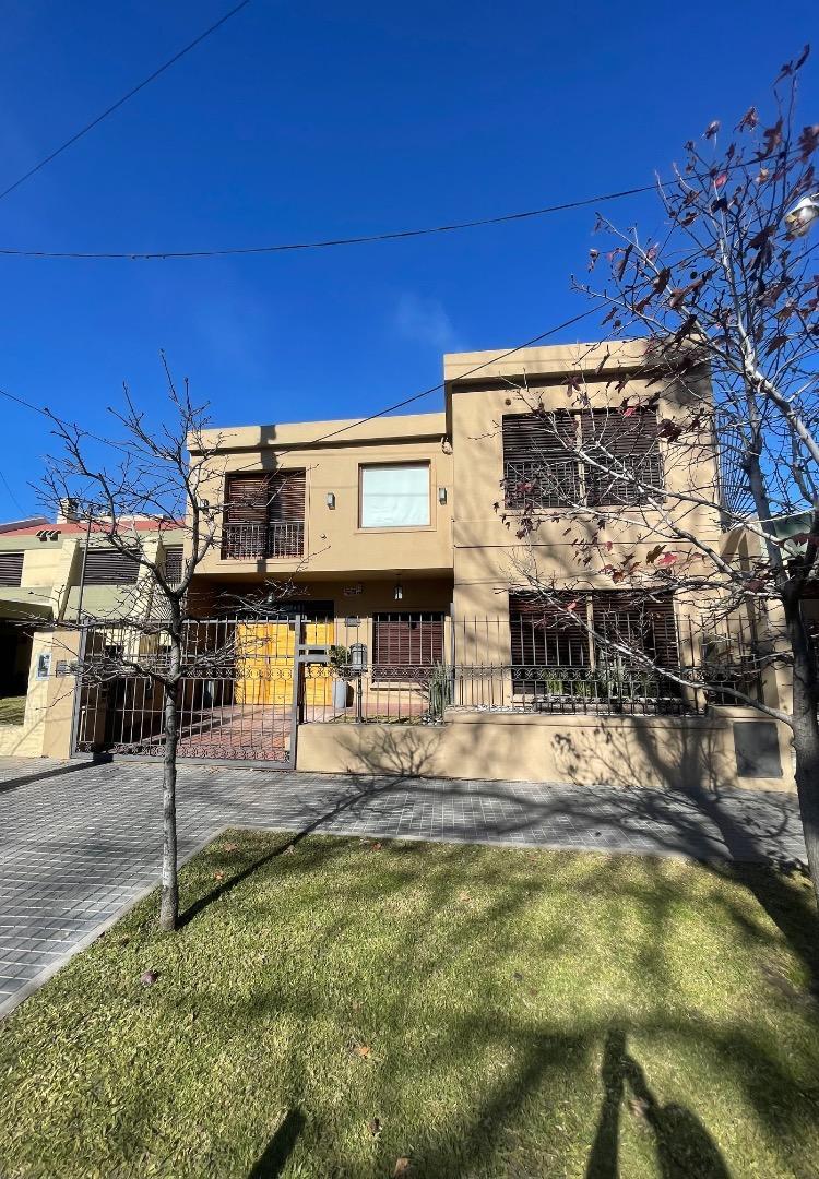 CASA EN VENTA - MERLO CENTRO