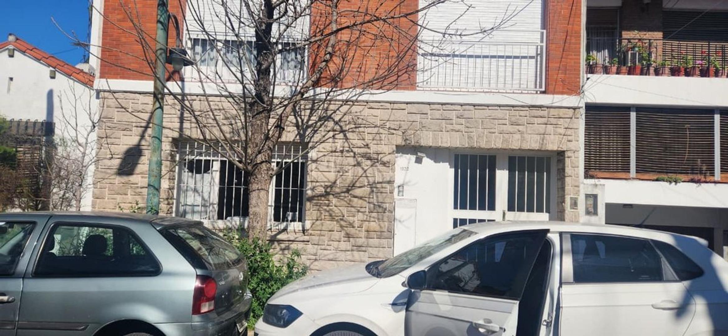 Aristóbulo del Valle 1300