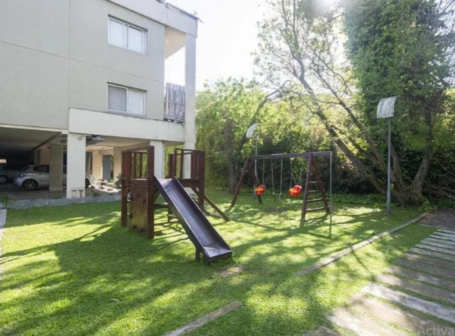 Casa 3 ambientes con 2 baños