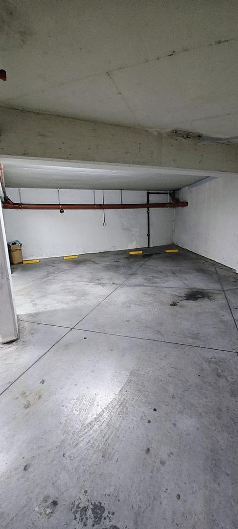 ALQUILER - COCHERA EN ZONA CENTRO/RIO. SEGURIDAD 24/7.