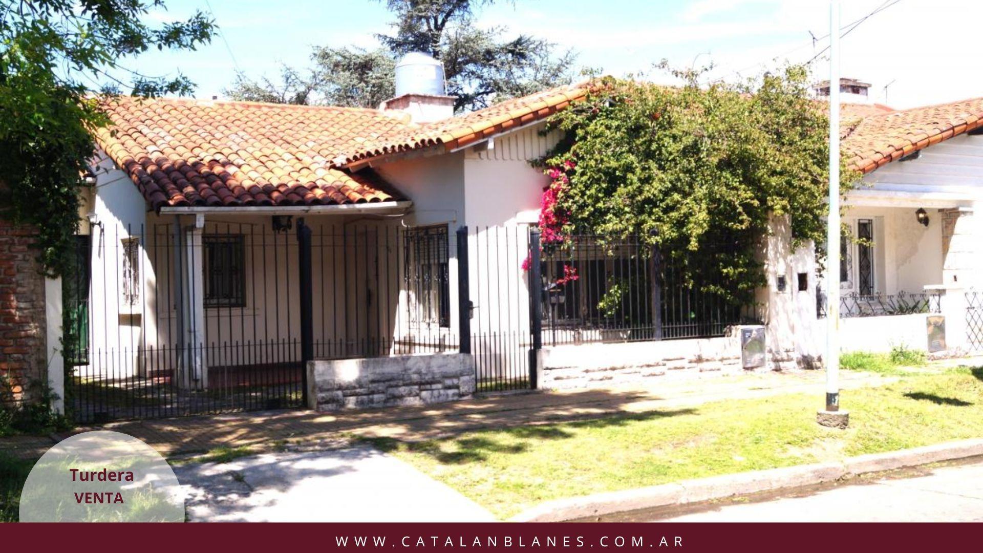 Turdera Casa de 3 Ambientes con Quincho Jardín APTA CREDITO