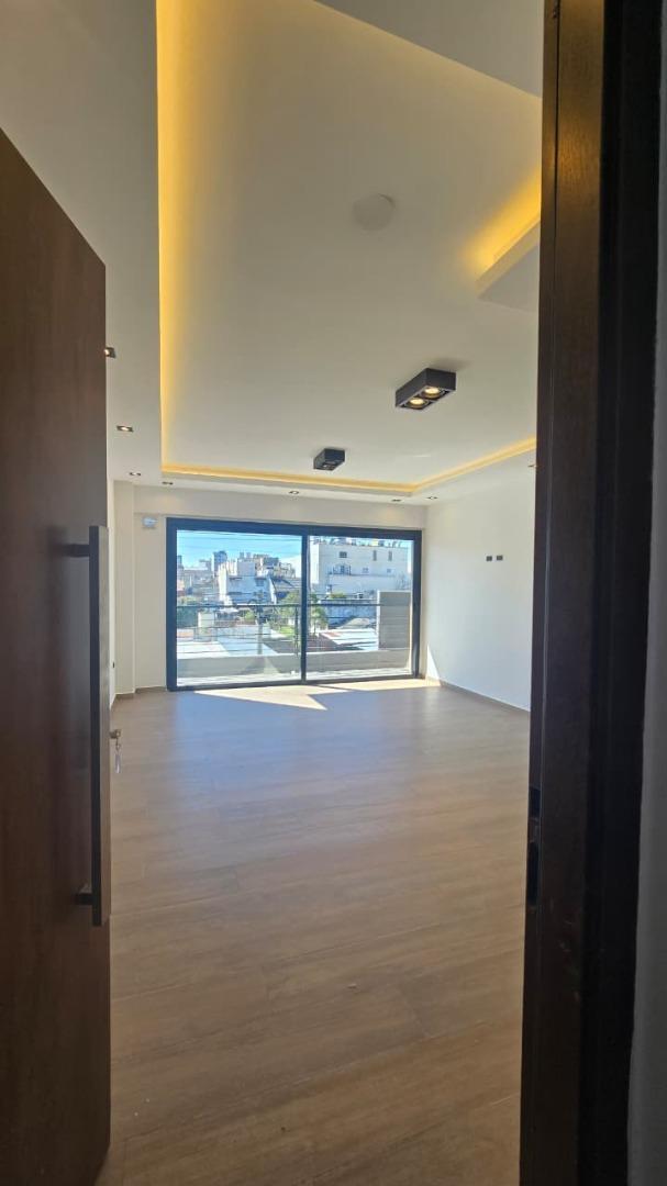 Florio 3321 , Piso 3