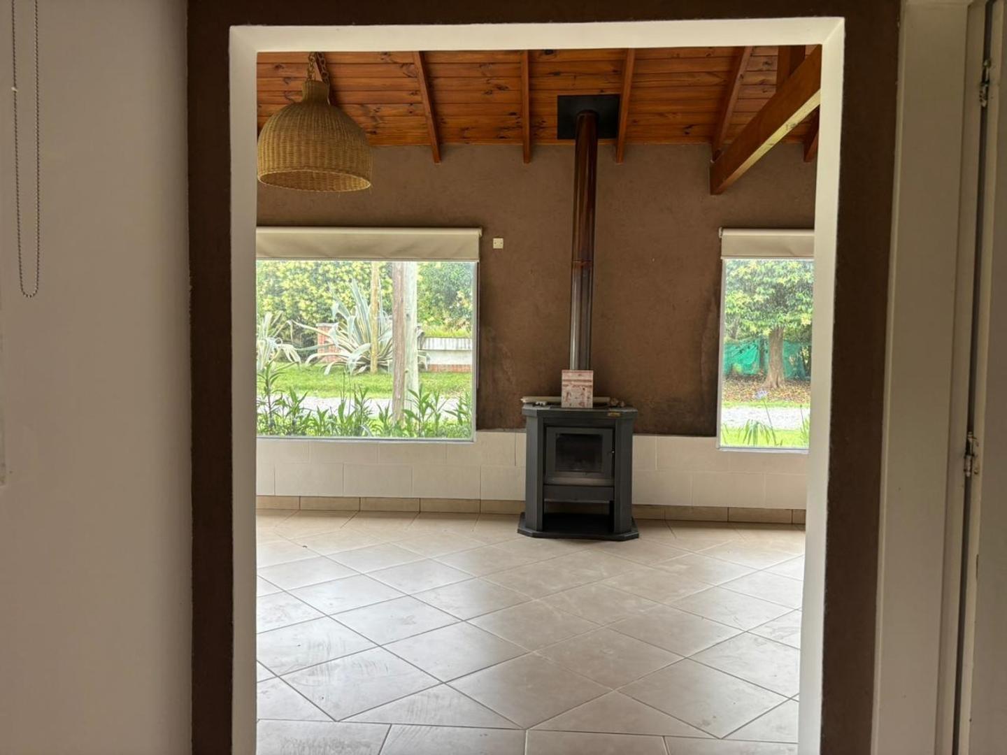 Casa C/ Pileta-b/semicerrado Presbitero Alberti 1629