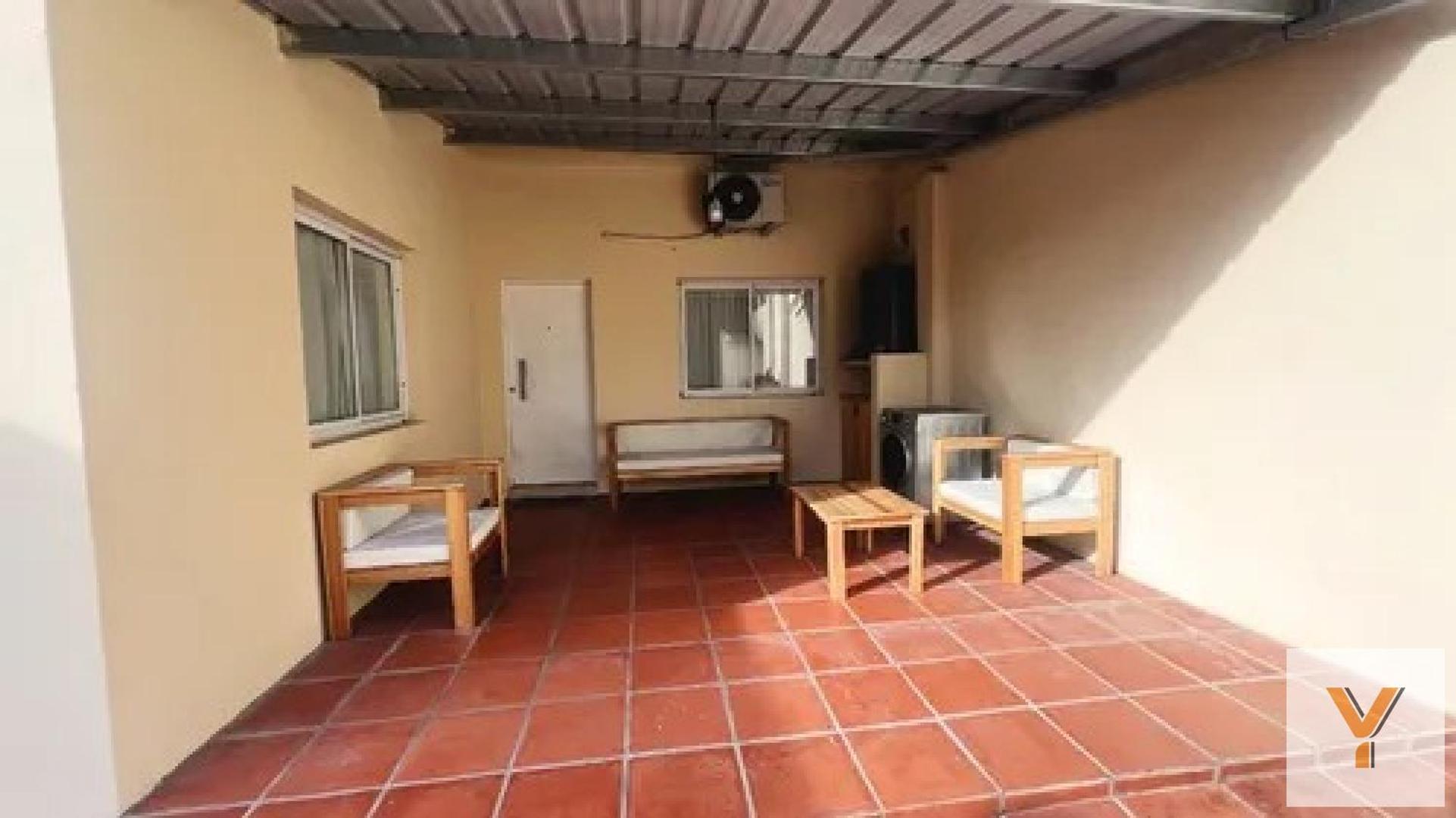 Casa 7 ambientes con 3 baños