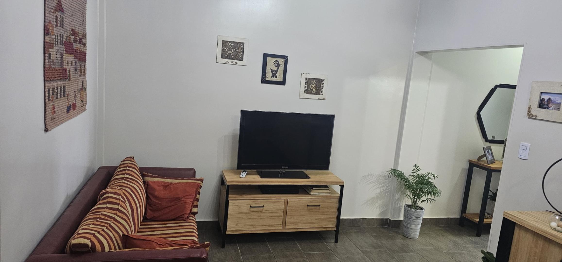 Depto Tipo Casa 4 ambientes con 1 baño