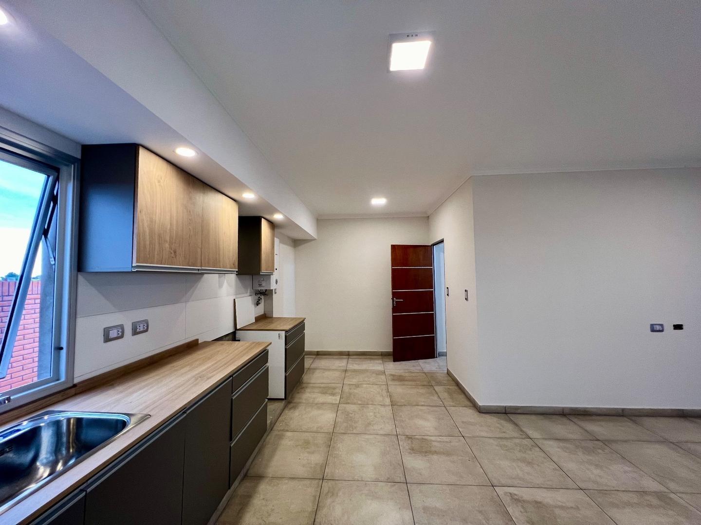 Departamento 3 ambientes con 1 baño