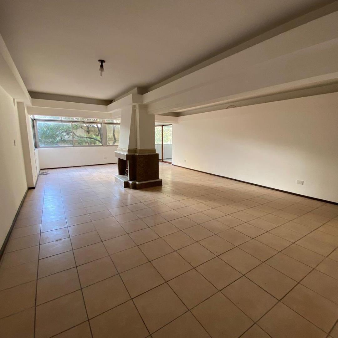 Oficina en Alquiler en Centro, $ 700.000