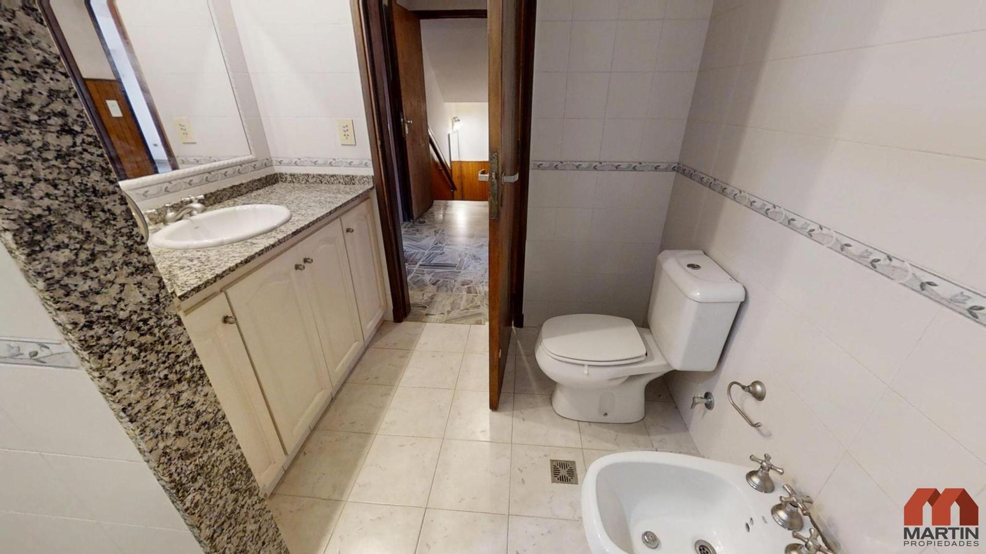 Casa en Venta de 4 Ambientes en Beccar con Terraza, Balcón y Galpón