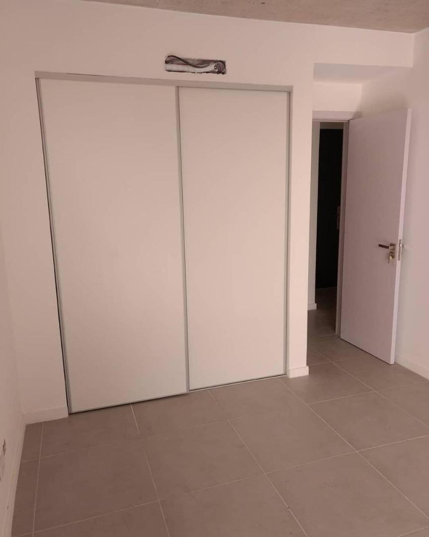 Departamento en Venta en Zarate, USD 140.000