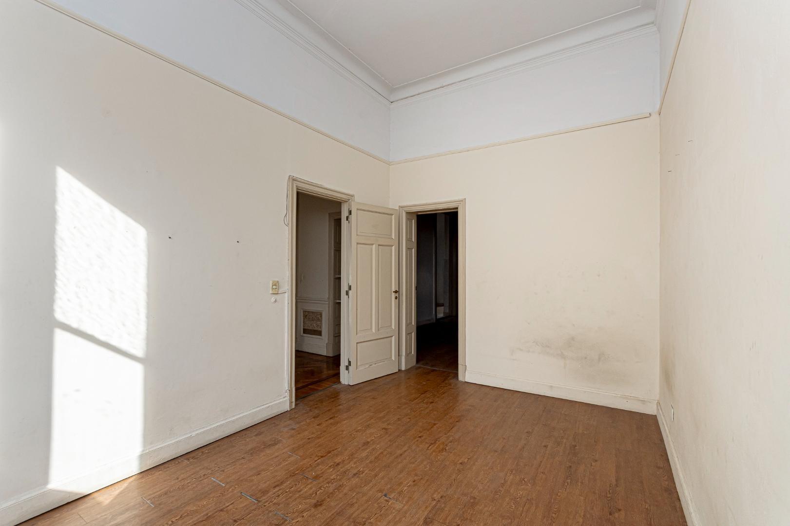 Oficina en Venta al Noreste