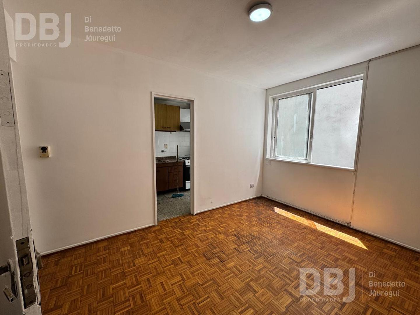 (DBJ-753) AV. JOSE MARIA MORENO 320 - EXCELENTE UBICACION