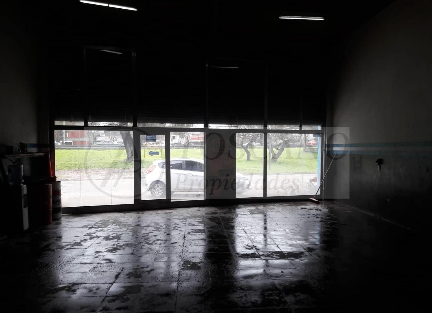 Galpon en Venta en Parque Avellaneda, USD 300.000