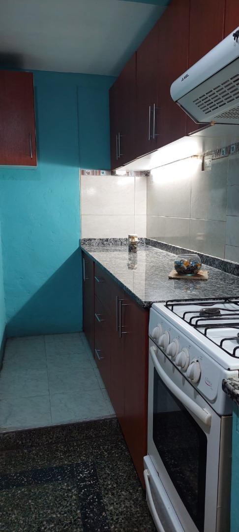 Depto Tipo Casa en Venta 50 años