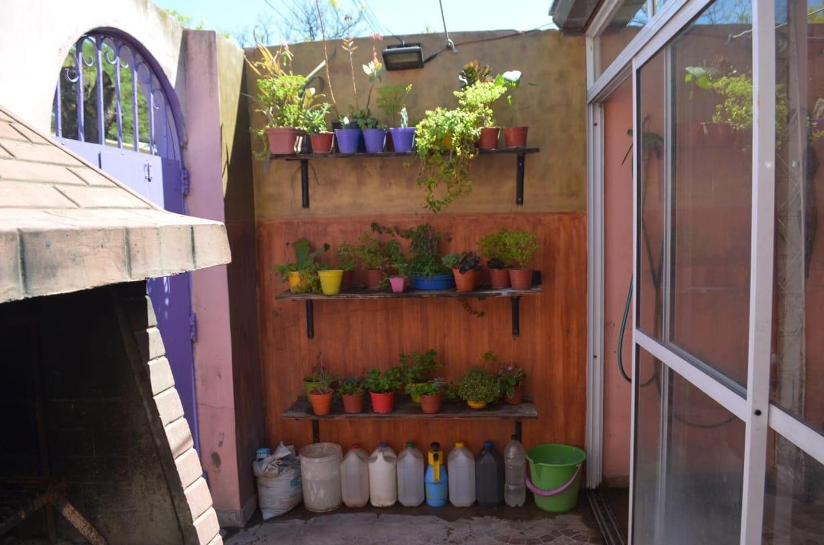 Depto Tipo Casa 3 ambientes con 1 baño