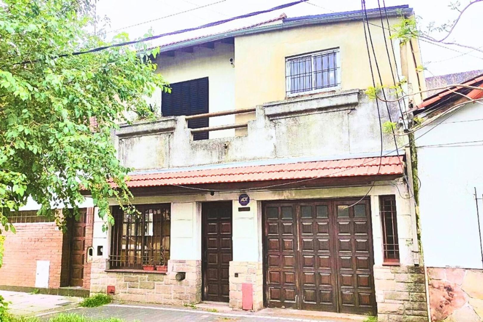 VENTA CASA 4 AMBIENTES LANUS ESTE