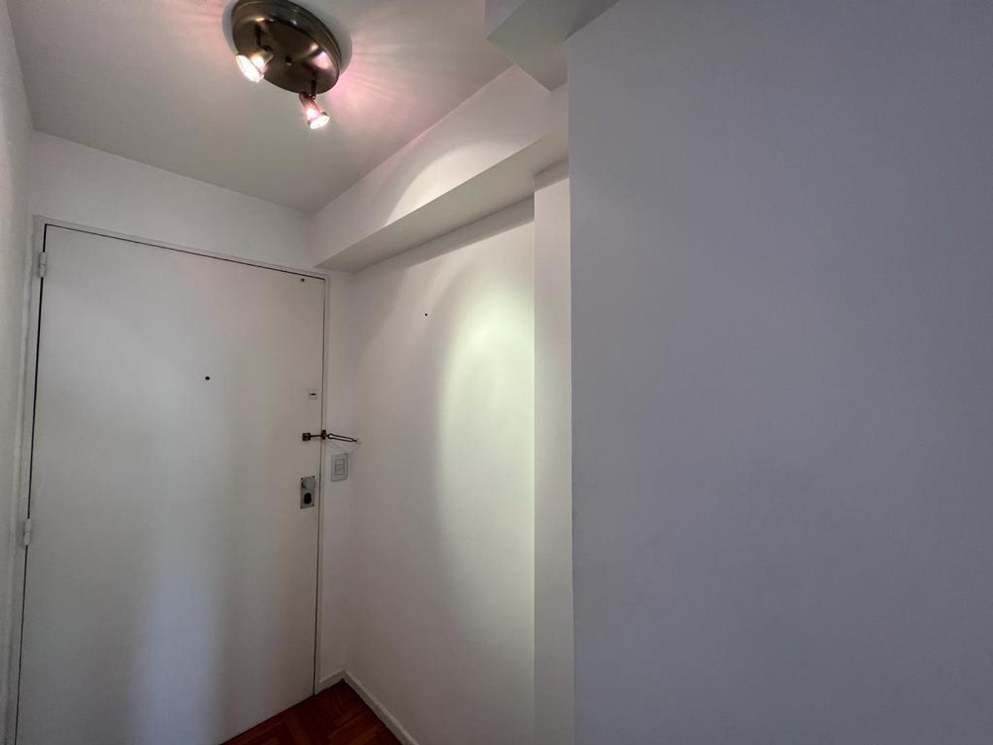 Avenida Directorio 900, Piso 8