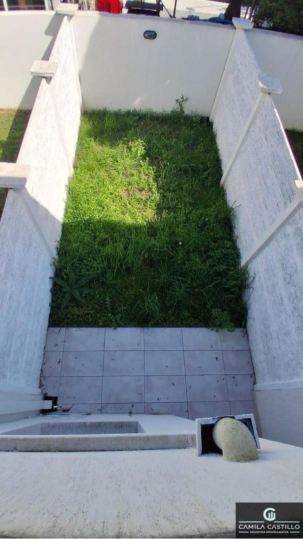 Casa 2 ambientes con 1 baño